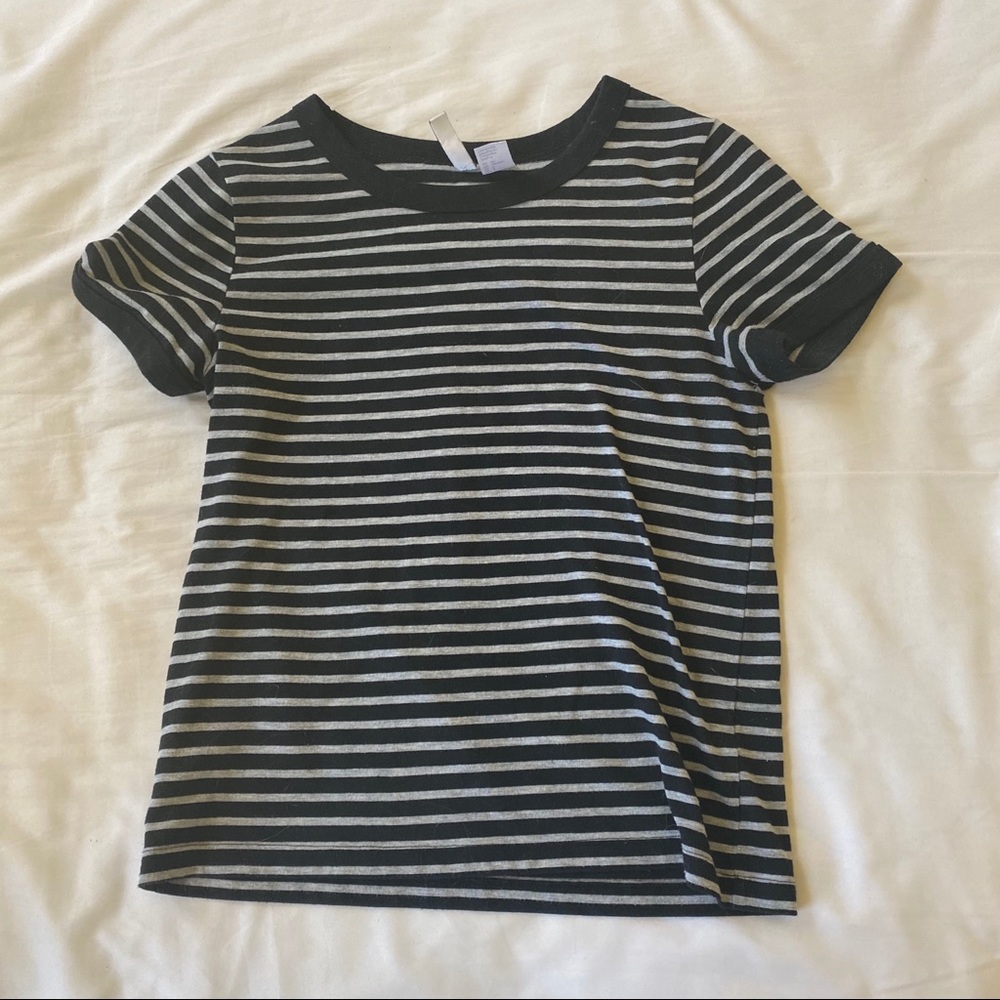 black and grey striped tee from h and m